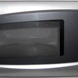 Micro-ondas domestico com painel de controle digital e timer eletronico